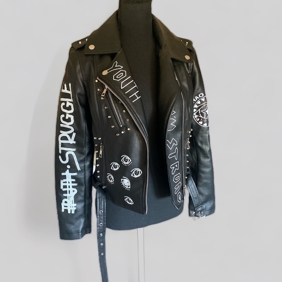 DARE YOU Faux Leather Cropped Moto Jacket Silver Hardware Black, Sm…Goth… - Picture 7 of 16
